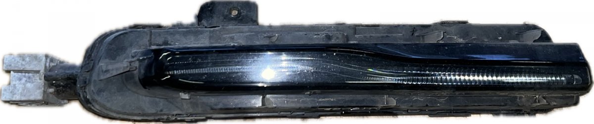 Volvo V40 Position Light front right 31395920 Position Light front right VOLVO V40 (...