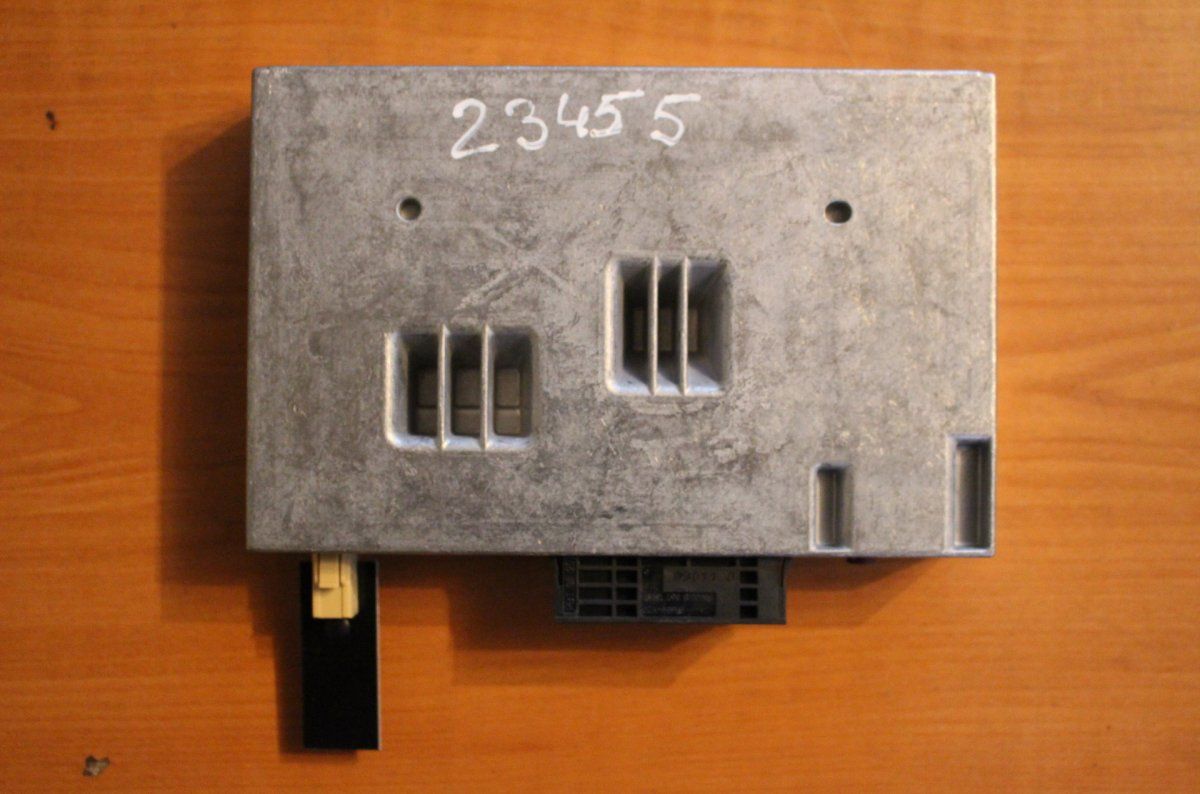 4F1862335 Phone / bluetooth control unit AUDI A5 (B8) (2007-2016)