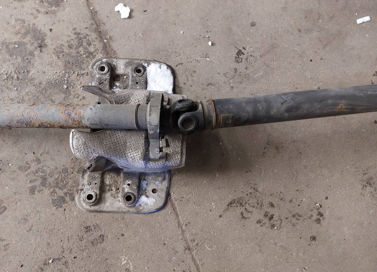 Volvo XC90 Propeller Shaft Complete Propeller Shaft Complete VOLVO XC90 I (2002-201...