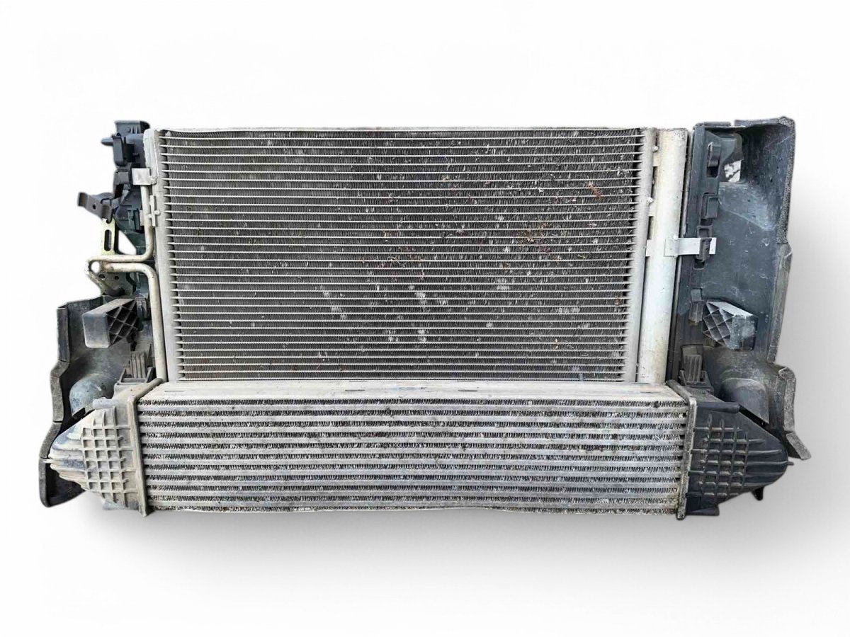Volvo S80 Radiator set 31368361 31338474 31274157 Radiator set VOLVO S...