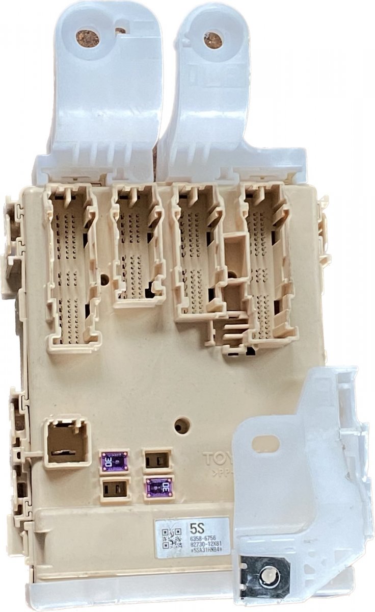Toyota Corolla Fuse box Fuse box TOYOTA COROLLA XI (E170, E180) (2013-2...