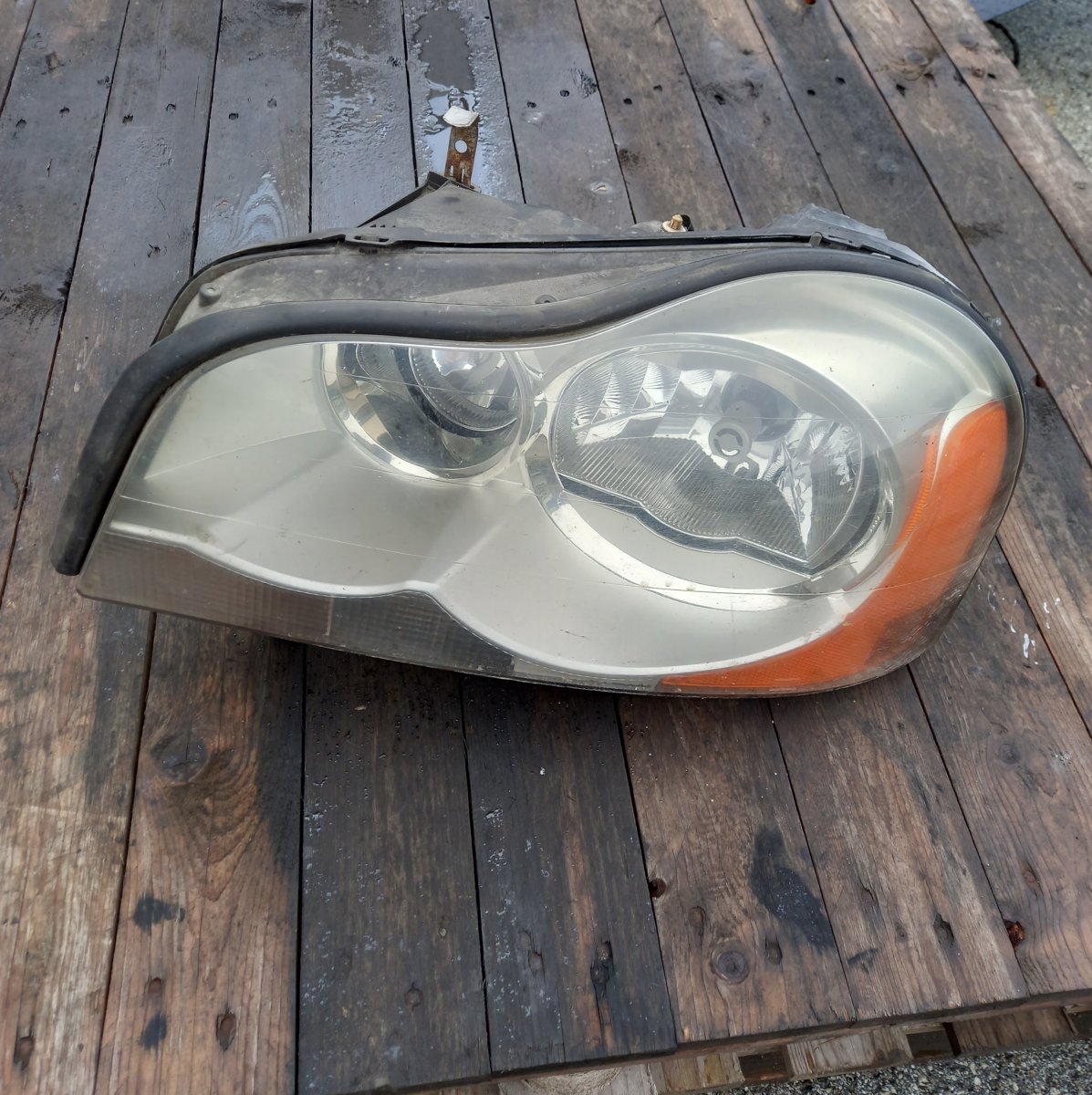 Volvo XC90 headlight left 89910427 Headlight left VOLVO XC90 I (2002-2014...