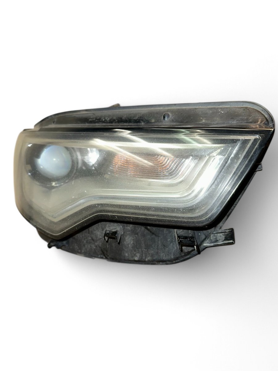 Audi A6 (C7) esituli (parem) 4G0907397P LTM111A 1036110006 1EL01115012 8K094...
