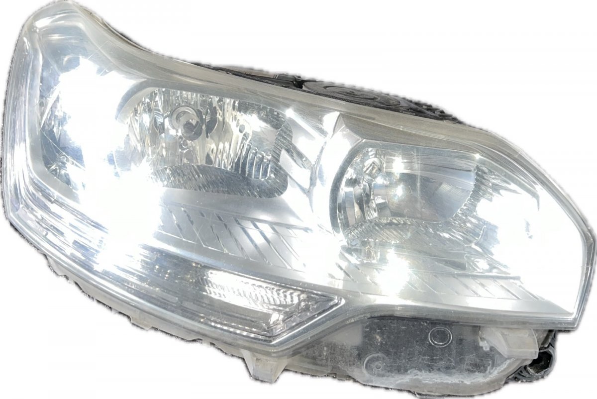Citroen C5 headlight right Headlight right CITROËN C5 II (2008-2019)

Part...