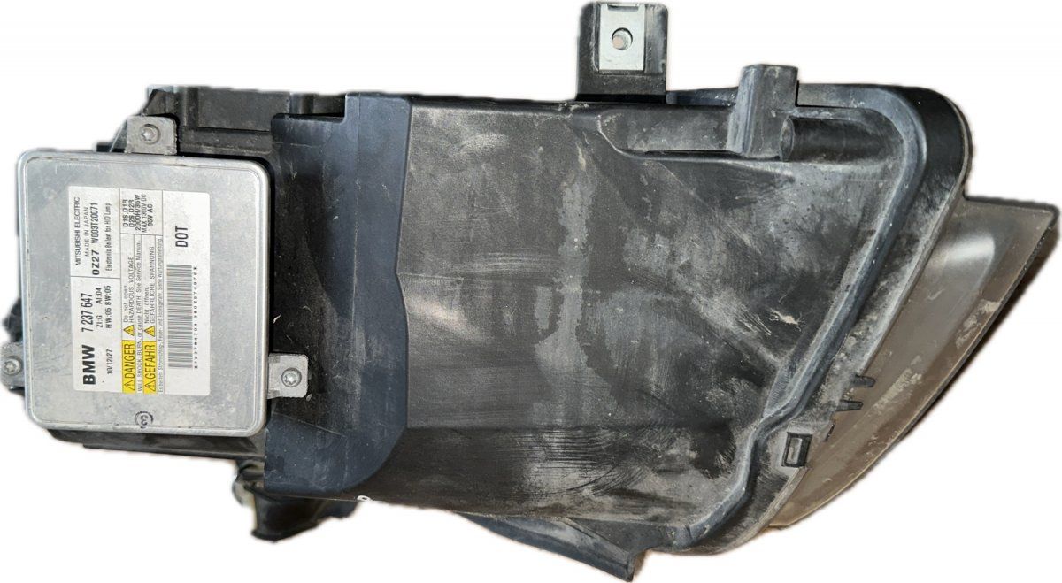 631172025849 7237647 Headlight right BMW 3 (E90, E91, E92, E93) (2005-2011)