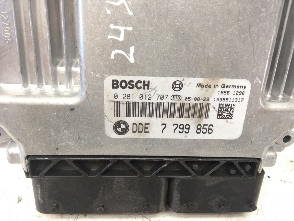 BMW 5 (E60 / E61) Engine Control Unit / module (ECU) Engine Control Unit / module (ECU) BMW 5 (E60, ...