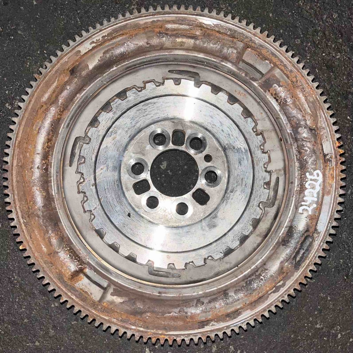 Skoda Superb (3T) hooratas Flywheel SKODA SUPERB II (3T4, 3T5) (2008-2015)...