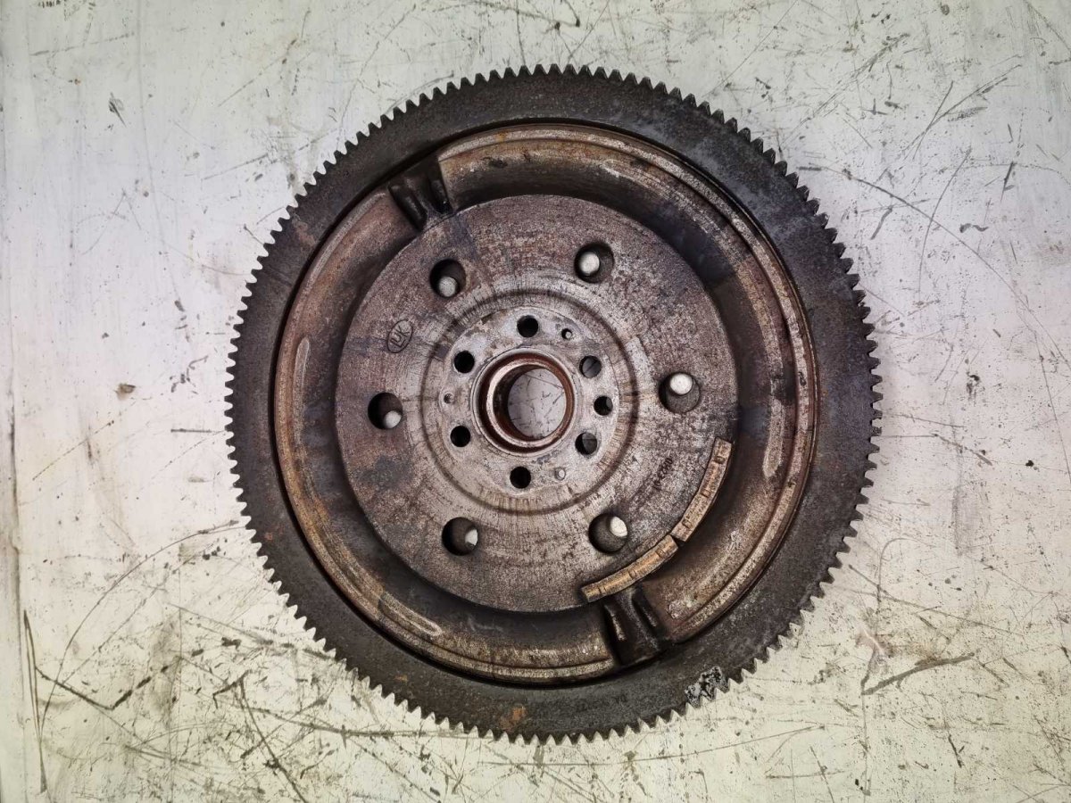 Peugeot 508 flywheel Flywheel PEUGEOT 508 I (W23) (2010-2018)

Part ...