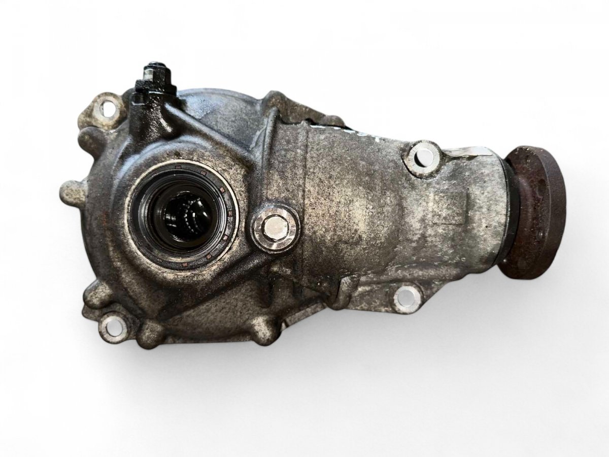 BMW 3 (E90 / E91 / E92 / E93) Дифференциал переднего моста 31507648879 7648879 Front axle Differential BMW...