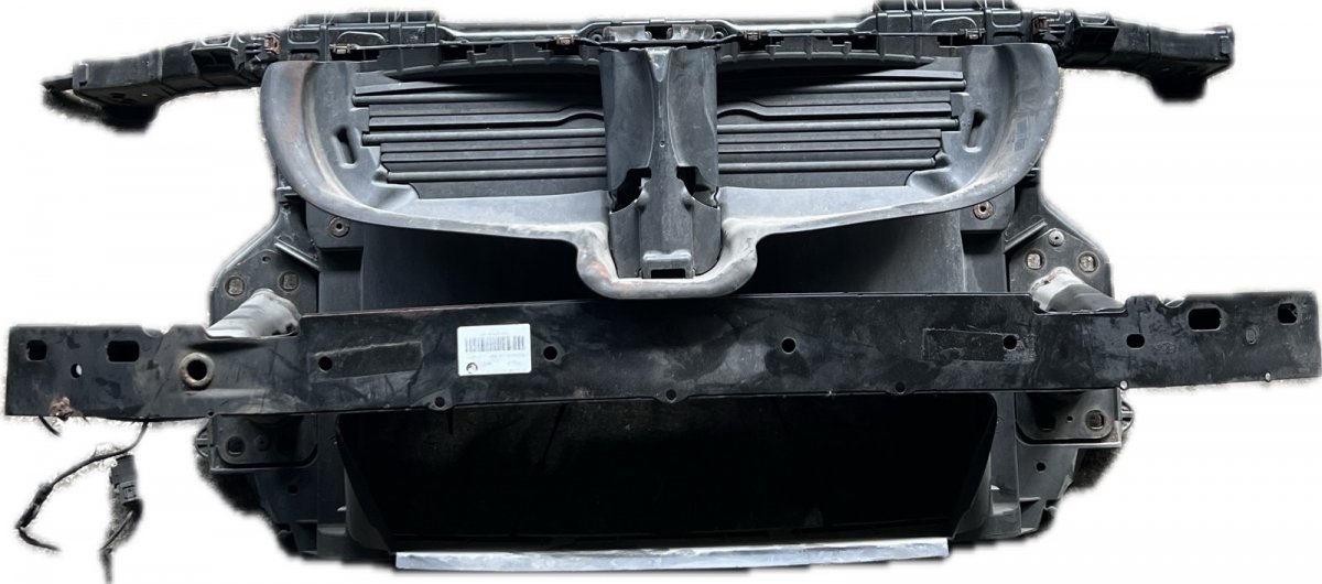 BMW 1 (E81 / E82 / E87 / E88) Front panel Front panel BMW 1 (E81, E82, E87, E88) (2003-20...