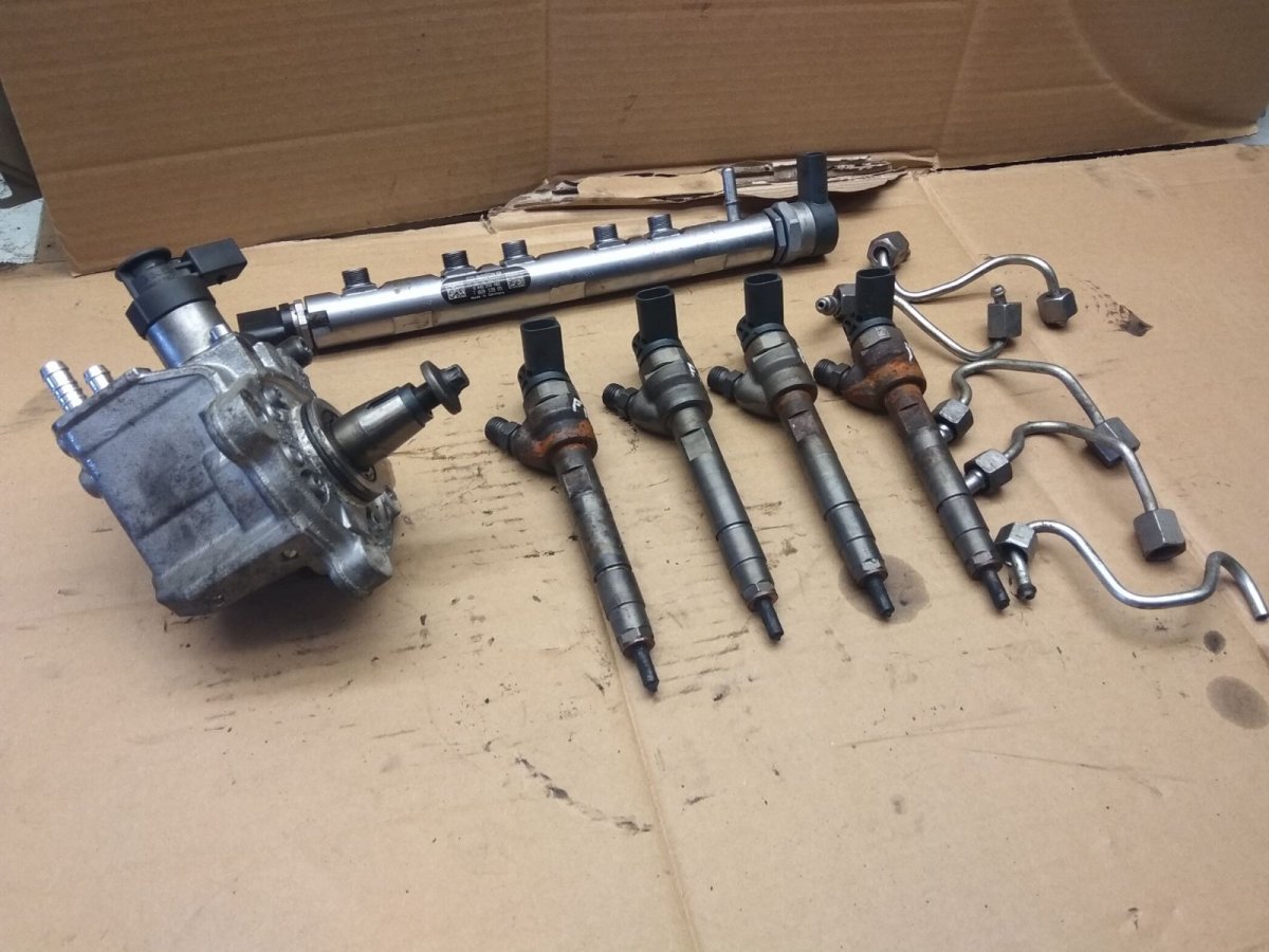 BMW 5 (E60 / E61) Fuel injection pump, diesel Fuel injection pump, diesel BMW 5 (F10, F11) (2...