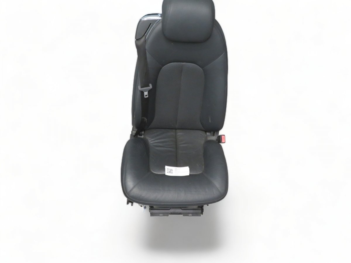 Mercedes-Benz C (W203) Front seat right A2159100622 A21591026469D15 A2159102250 A215910...