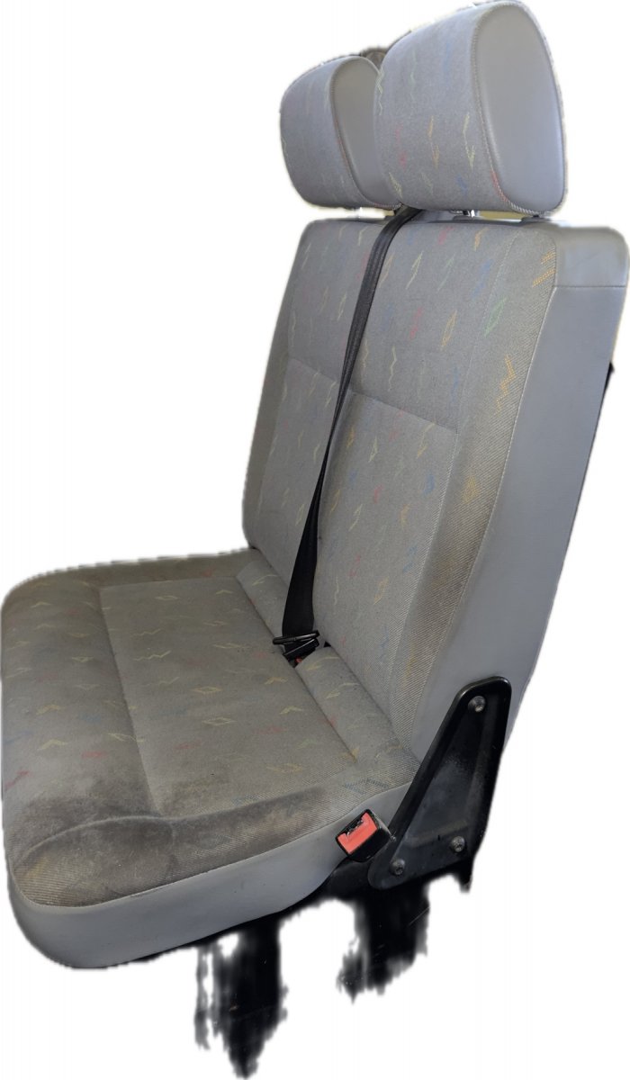 Volkswagen Transporter (T5, Caravelle, Multivan) Front seat right Front seat right VW TRANSPORTER T5 / MULTIVAN (...