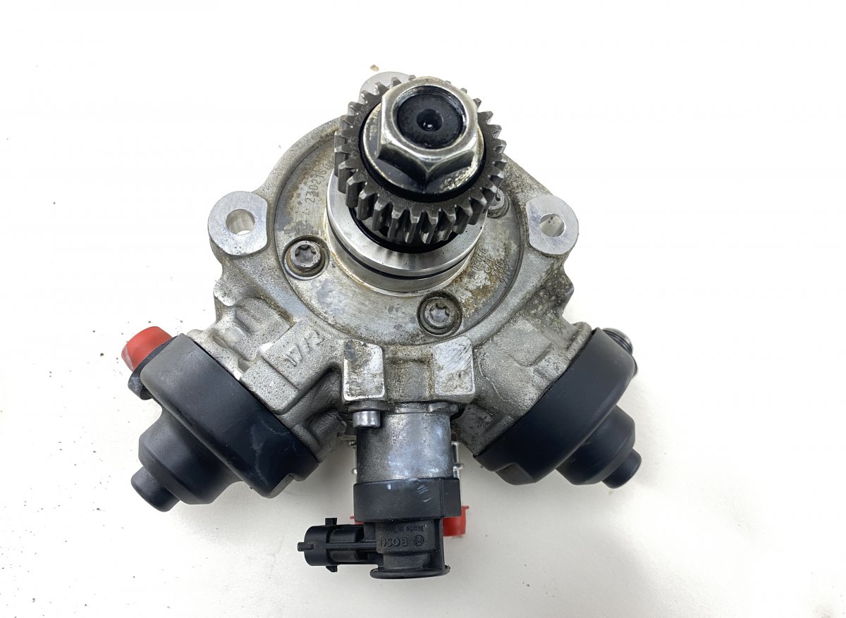 Jeep Grand Cherokee (WK) Fuel injection pump, diesel 0445010637 0445010696 0445010684 0445012013 Fue...