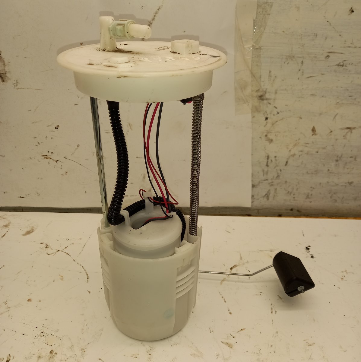 Honda CR-V Fuel delivery pump 17045T0C010 Fuel delivery pump HONDA CR-V IV (R...