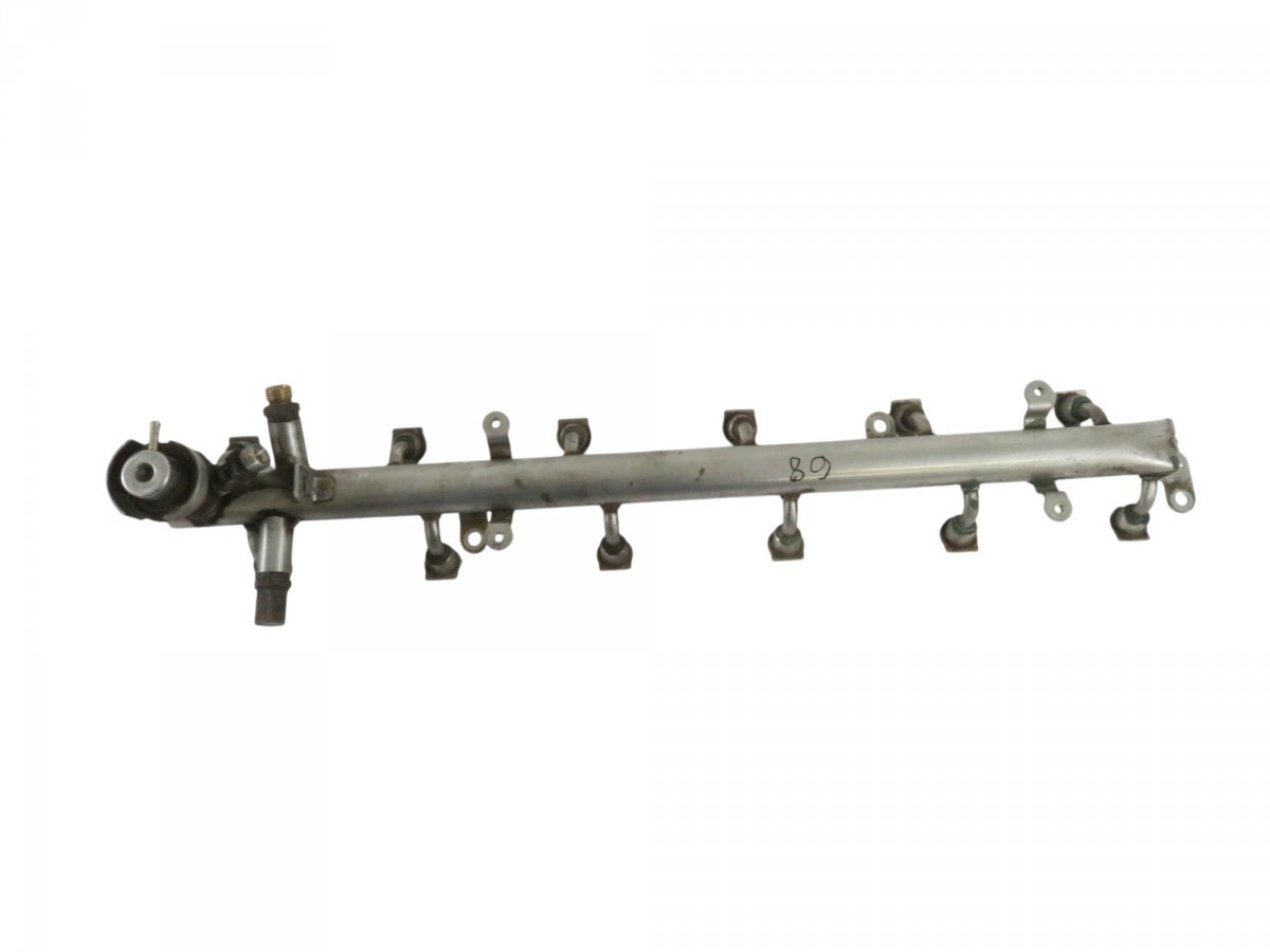 Mercedes-Benz 200 - 500 / E (W124) Fuel Distributor / fuel rail A1200700695 1200700695 A1200700295 1200700295 F...
