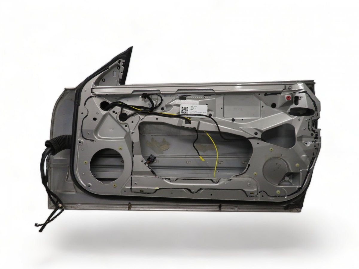 Mercedes-Benz C (W203) Door Front Right A2157200205 2157200205 Door Front Right MERCEDE...
