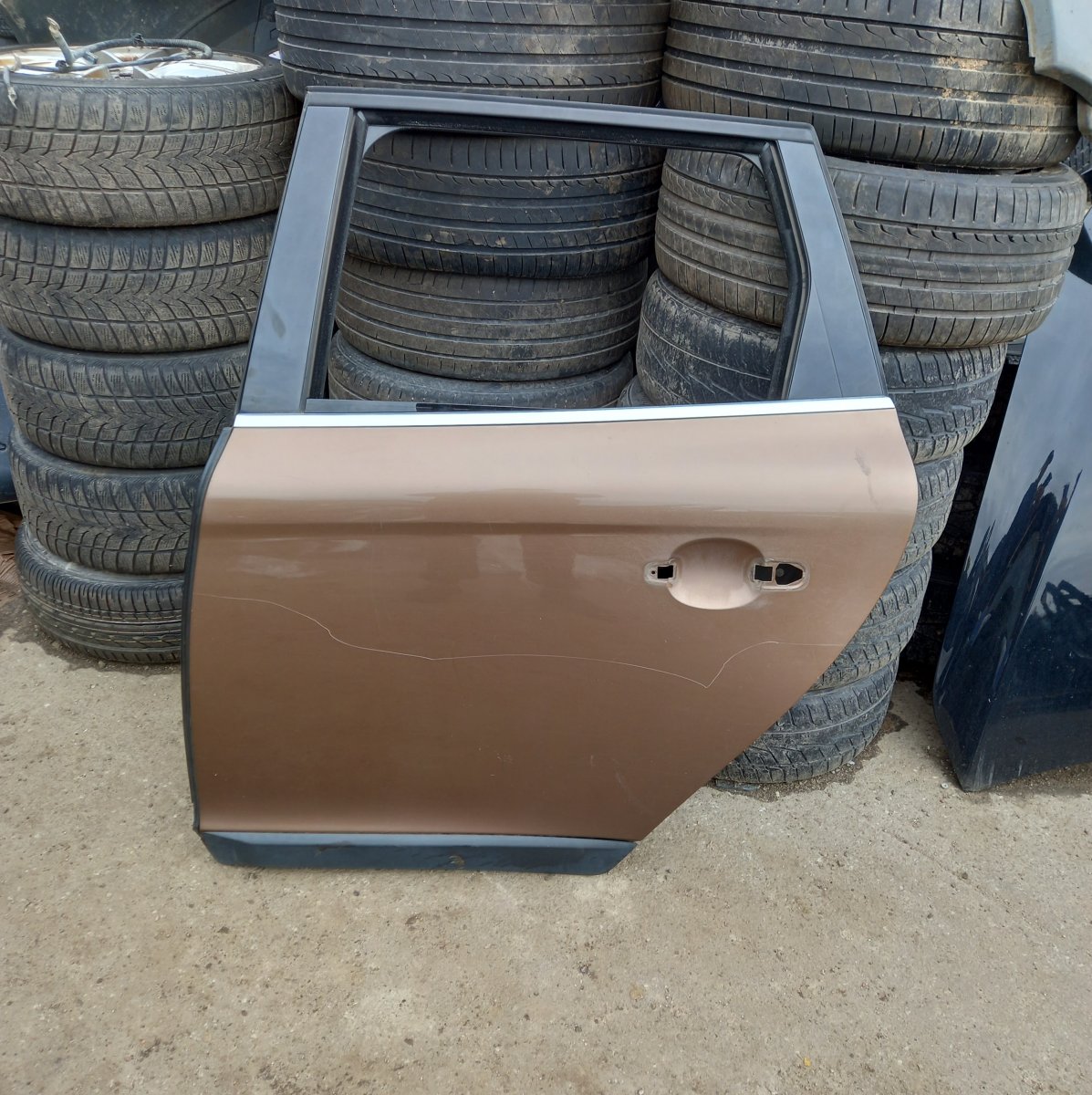 Volvo XC60 Door Rear Left Door Rear  Left VOLVO XC60 I (2008-2017)

Gener...