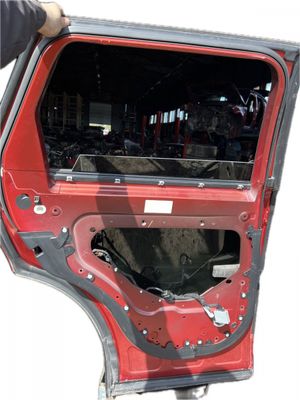 Aizmugurējās kreisās puses durvis LAND ROVER RANGE ROVER SPORT II (L494) (2013-2022)