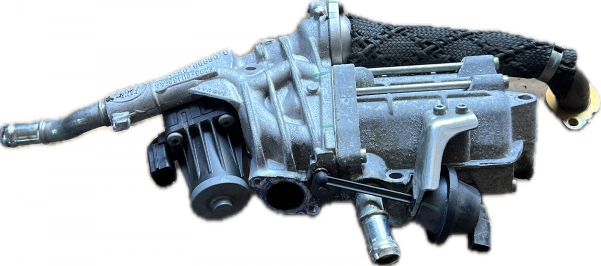Land Rover Range Rover Sport (L494) EGR Valve FW939U483A8 FW939U438AA EGR Valve LAND ROVER RA...