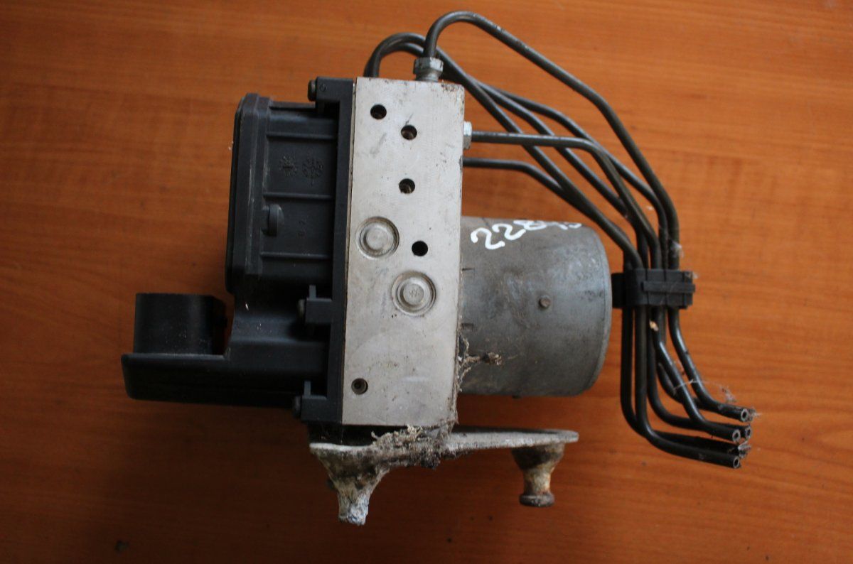 0265900033 ABS hydraulic unit / pump MERCEDES-BENZ VITO / V-CLASS (W638) (1996-2003)