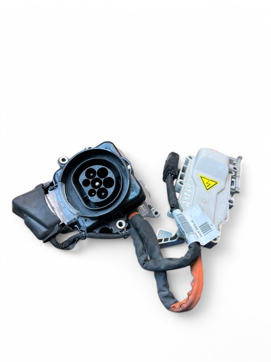 Volvo S90 Battery charger 32266635 31384939 31409667 Battery charger VOLV...