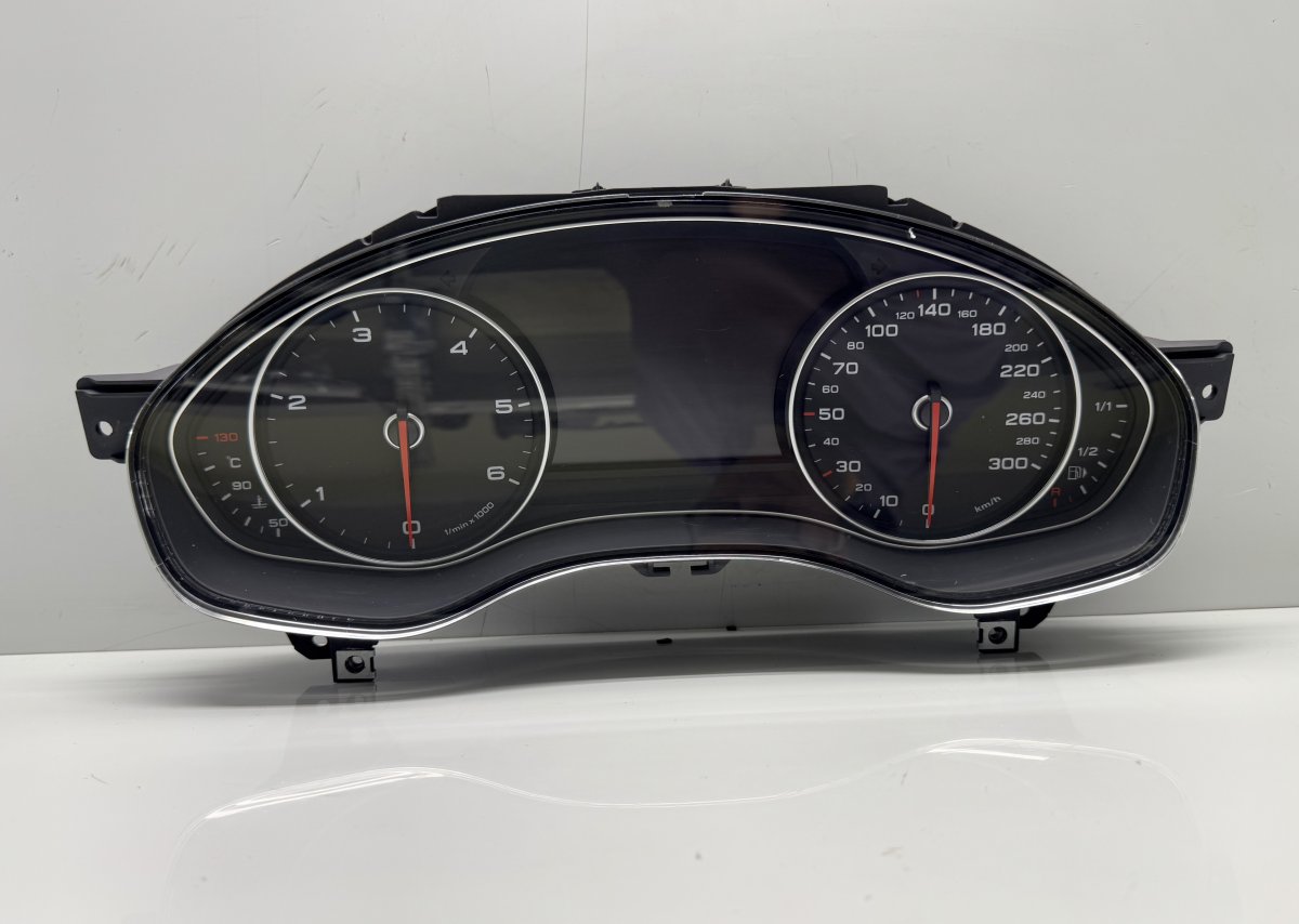 Audi A6 (C7) mittaristo 4G8920933B Instrument Cluster AUDI A6 / A6 ALLR...