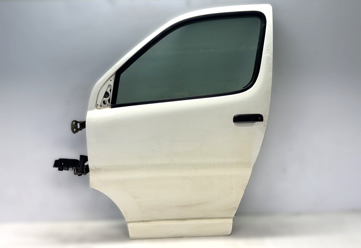Toyota Hiace (H200) Door Front Left 6700226180 Door Front Left TOYOTA HIACE / GRANV...