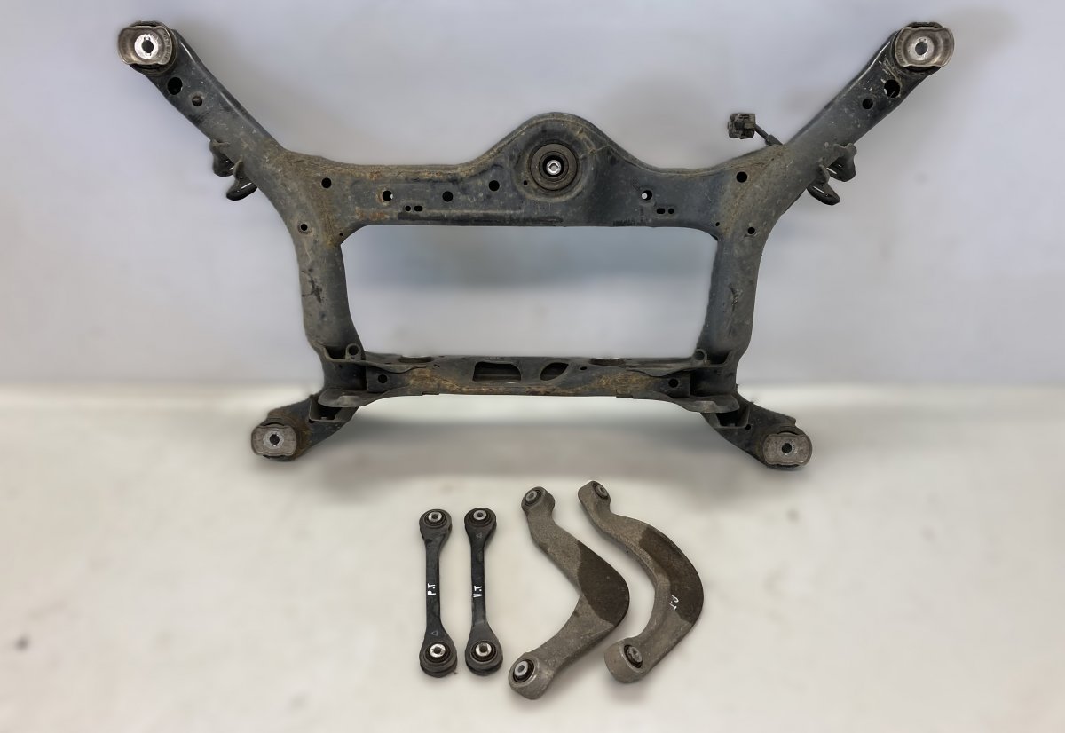 Audi A6 (C7) Taka-akselin palkki 4G0505235AD 8K0505323H 8K0505324H 8K0501529L Re...
