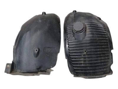 Jeu de plastiques pour passages de roue MAYBACH 57 W240 A2408800805