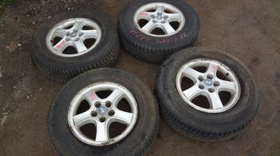 Zestaw felg 5X114.3 z oponami 4 szt. HYUNDAI SANTA FE I (SM) (2000-2006)
