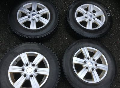 Fälgset med däck 4 st KIA CARNIVAL III (VQ) (2005-2014)