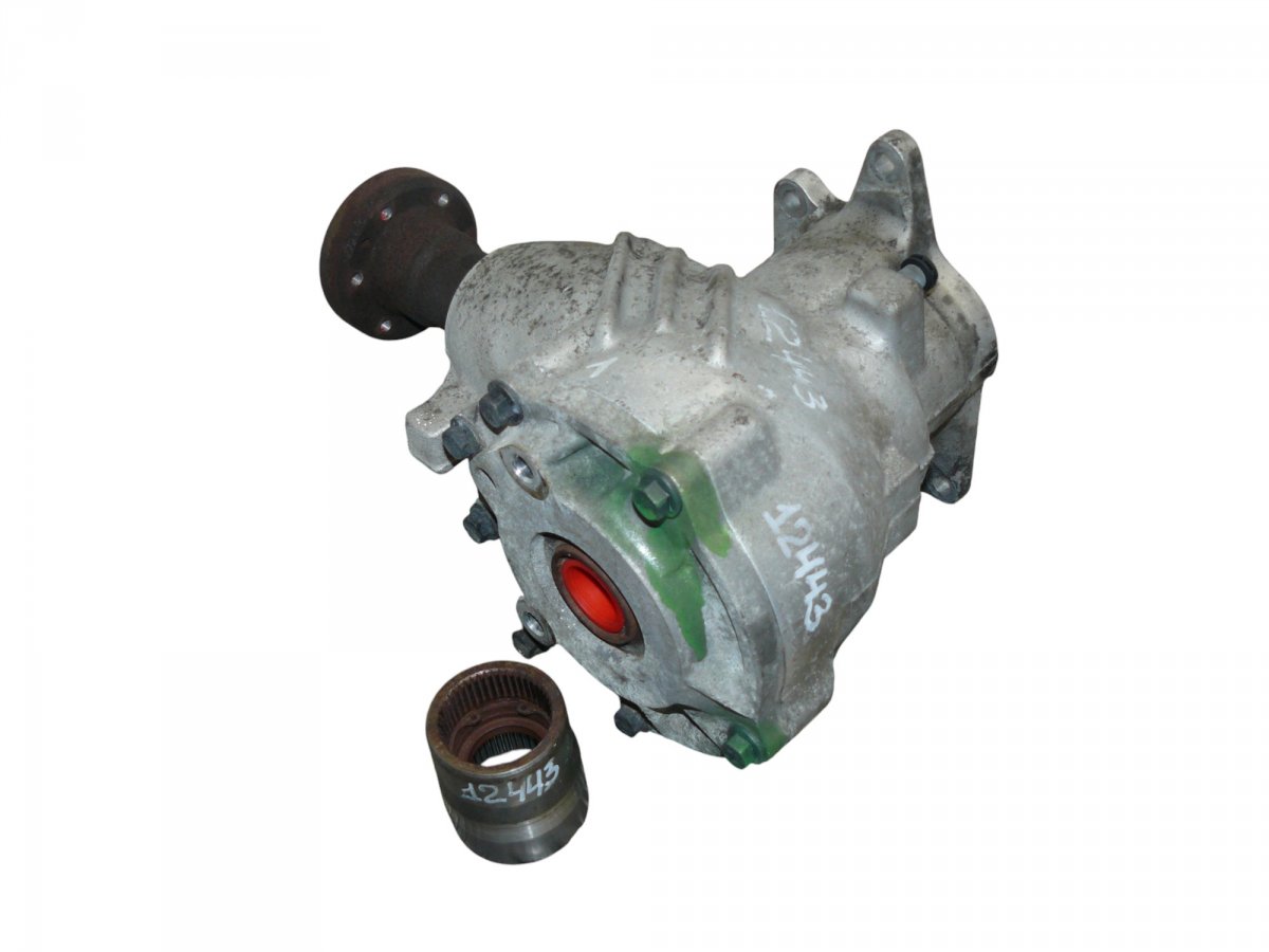 Volvo XC90 Vahekast / nurkreduktor Transfer Box VOLVO XC90 I (2002-2014)

Part cod...