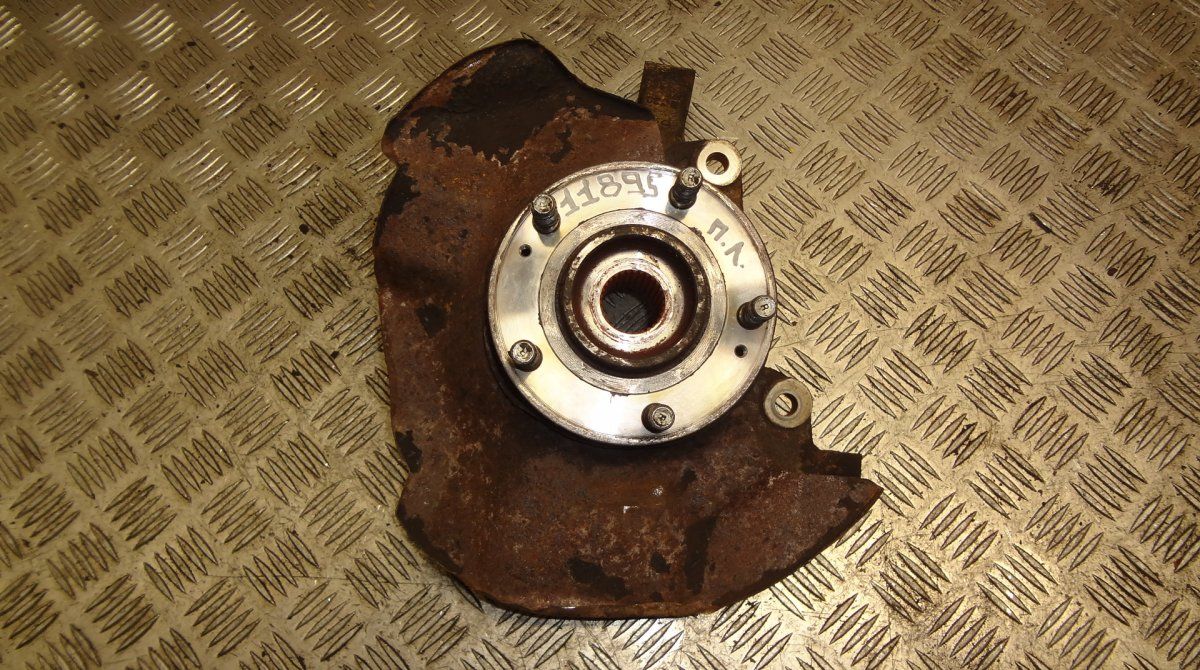 Wheel bearing housing front left KIA SORENTO II (XM) (2009-2015)