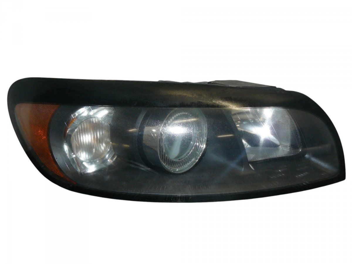 0301232202 Headlight right VOLVO S40 / V50 / C30 / C70 (MS, MW) (2004-2012)