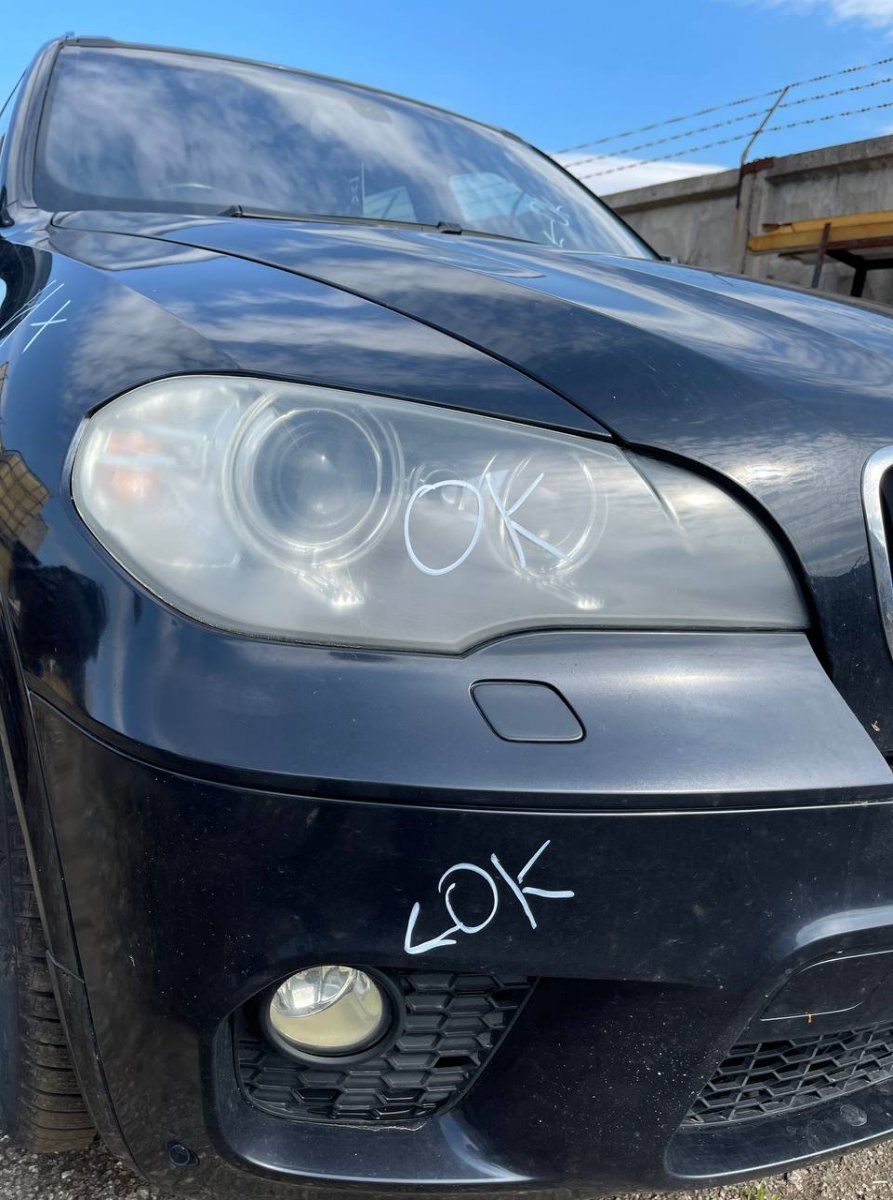 Headlight right BMW X5 (E70) (2007-2013)