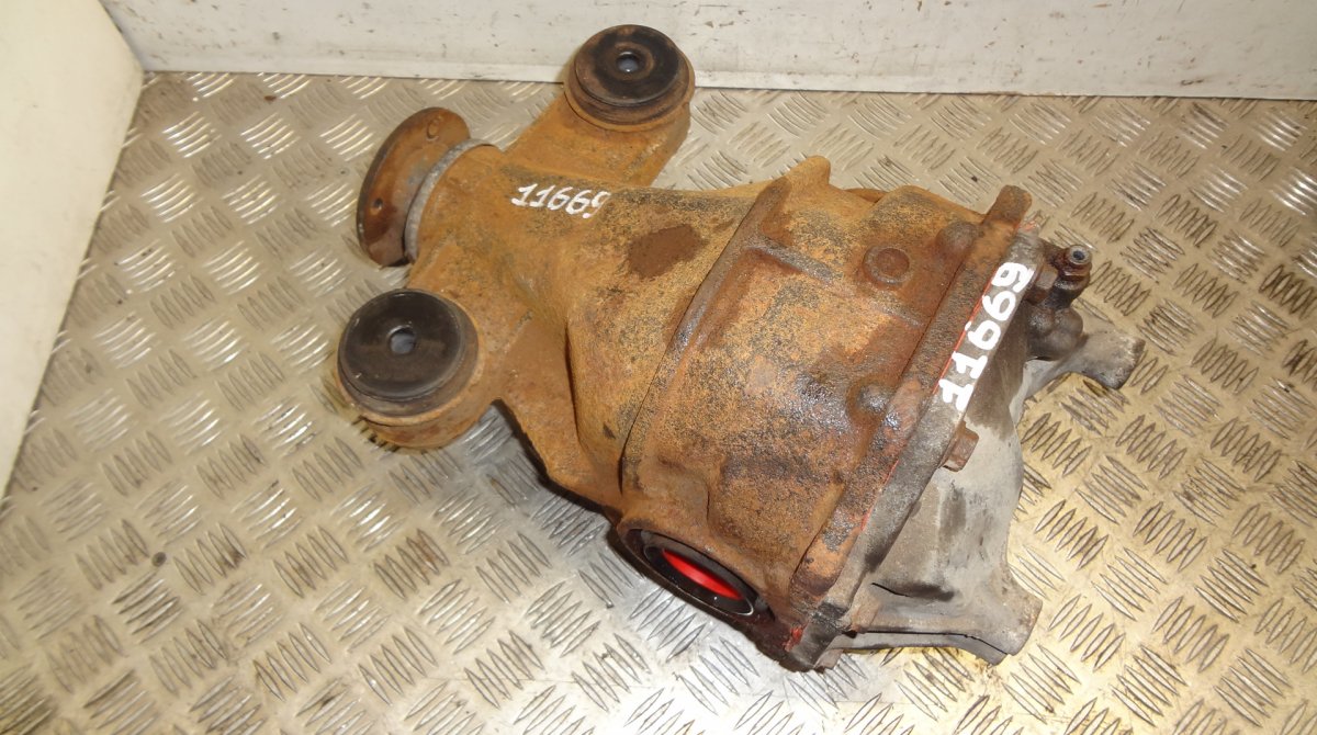 Lexus GS Rear axle differential 4111053224 4111053223 Rear axle differential LE...