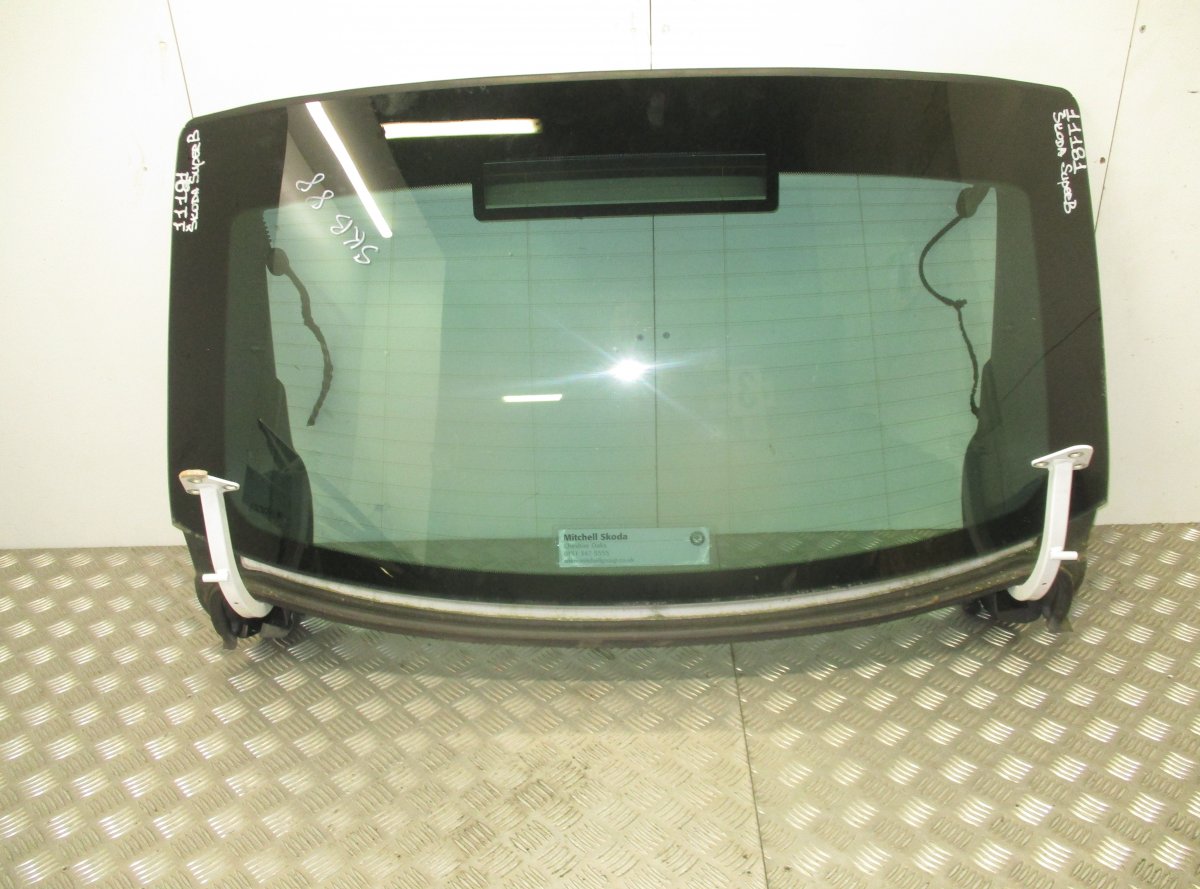 Skoda Superb (3T) Rear Window glass Rear Window glass SKODA SUPERB II (3T4, 3T5) (2...