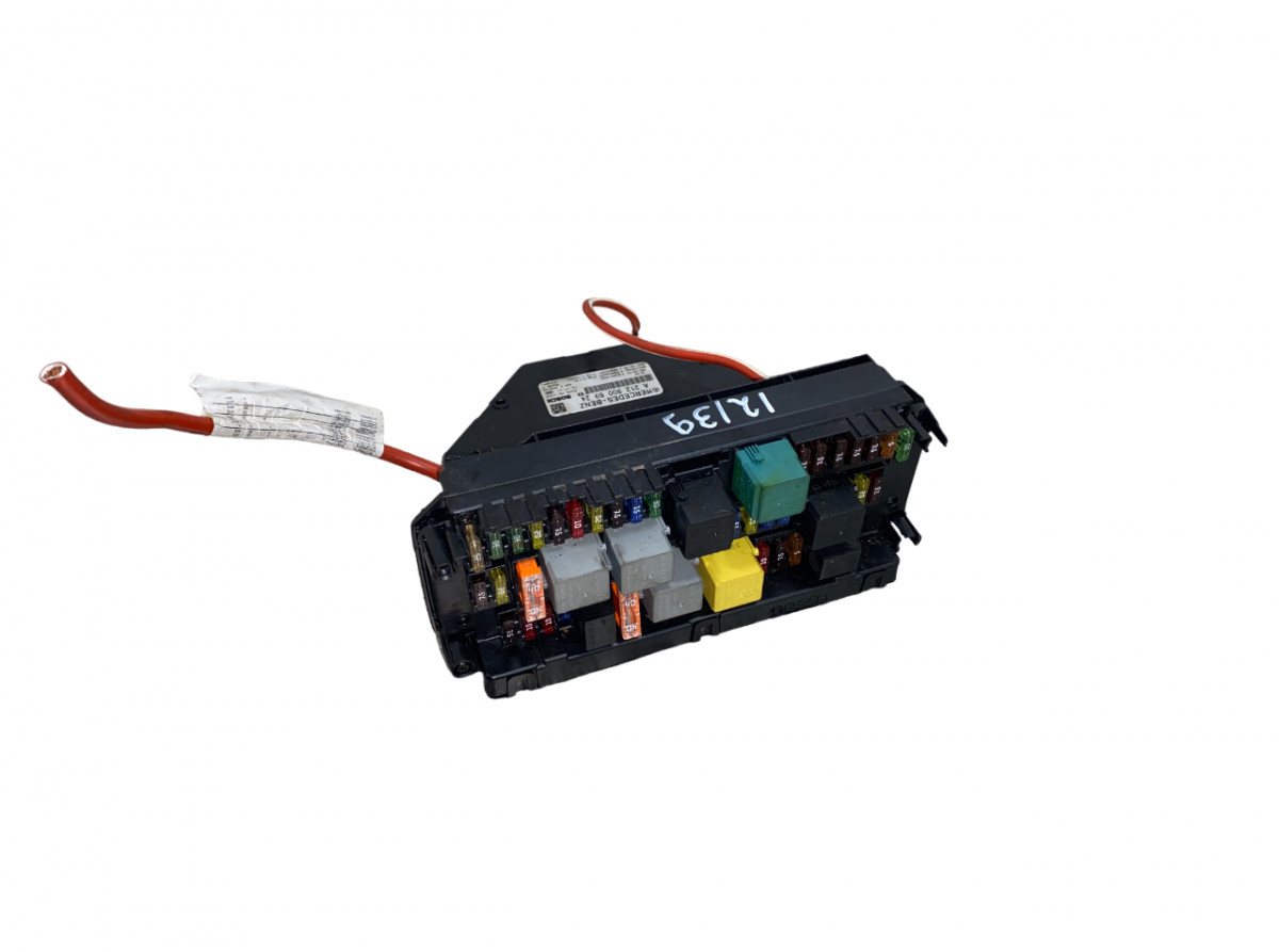 Mercedes-Benz A (W176) Fuse box Fuse box MERCEDES-BENZ E-CLASS (W212) (2009-201...