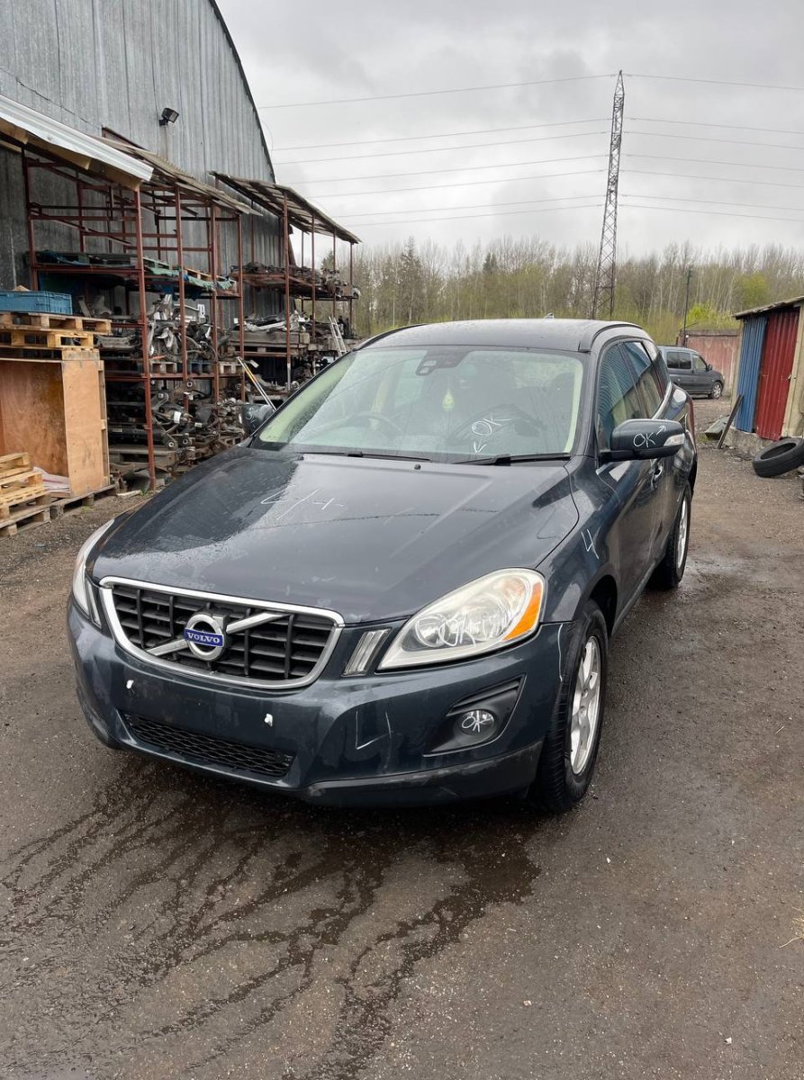 Volvo XC60 kapott Bonnet VOLVO XC60 I (2008-2017)

Part codes: 31...
