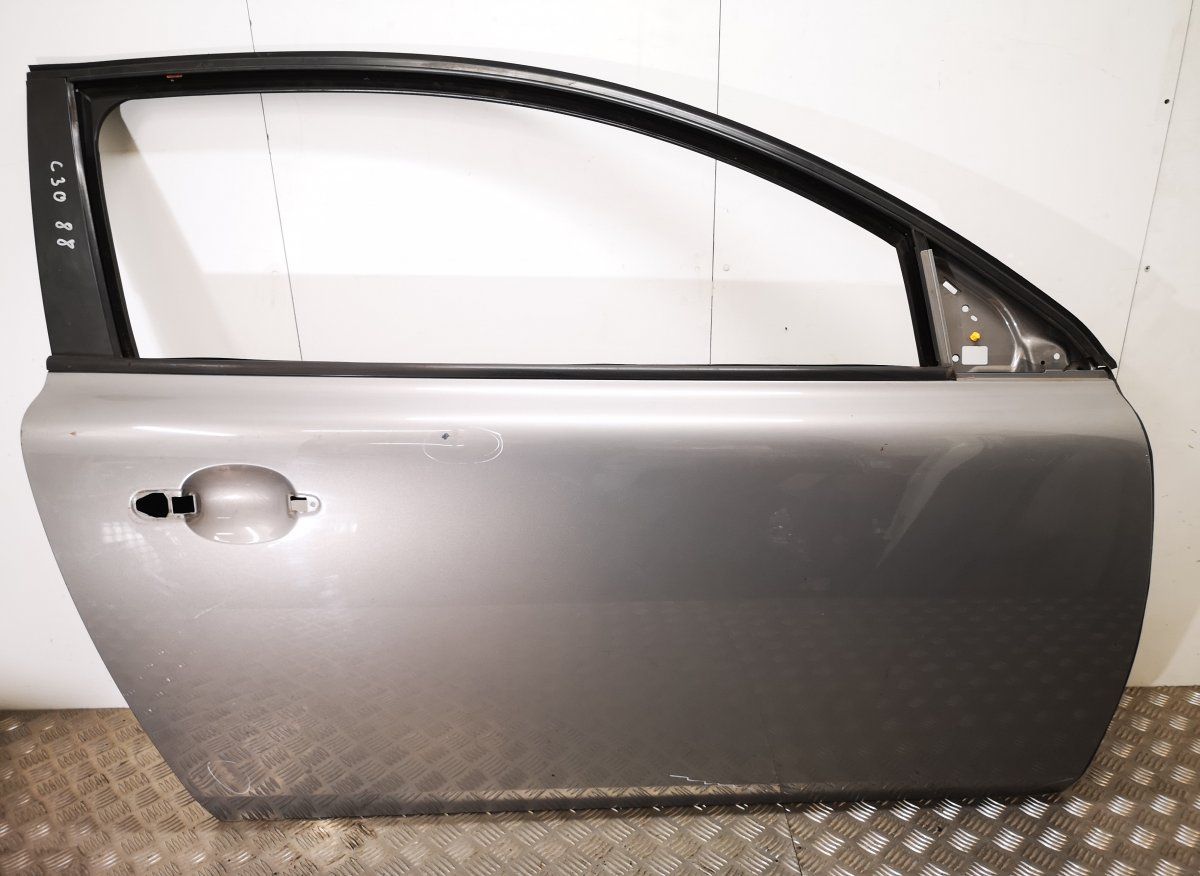 Door Front Right VOLVO S40 / V50 / C30 / C70 (MS, MW) (2004-2012)