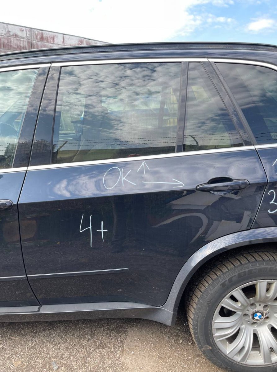 BMW X5 (E70) Door Rear Left