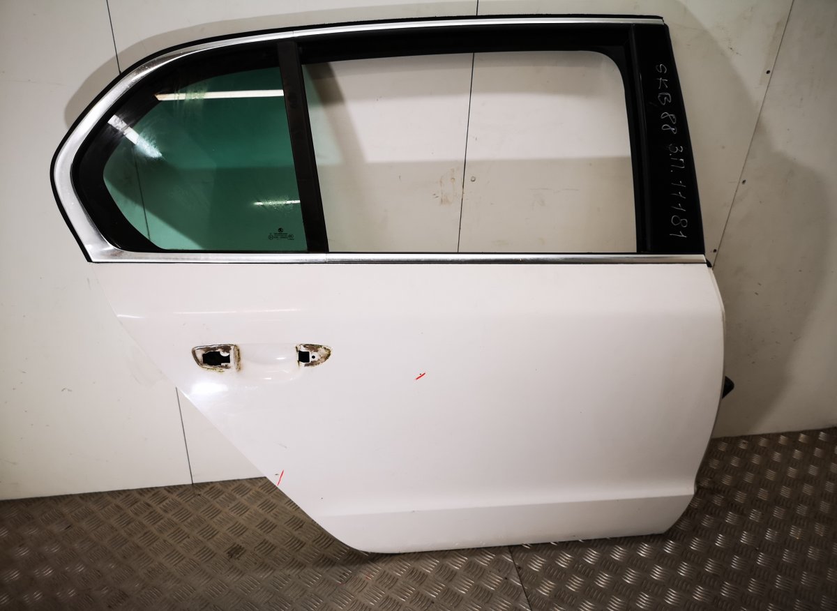 Skoda Superb (3T) Door Rear Right Door Rear Right SKODA SUPERB II (3T4, 3T5) (200...