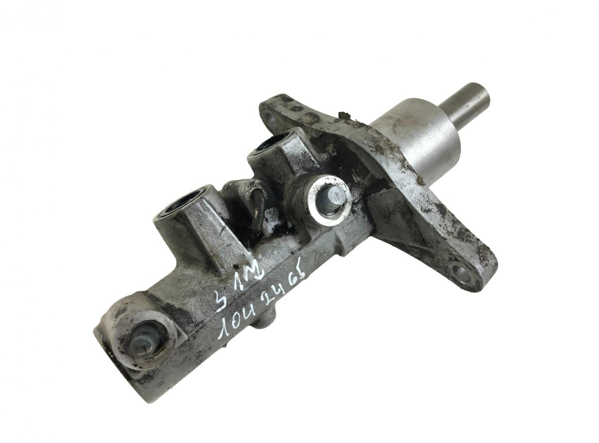 Renault Master главный тормозной цилиндр 460110032R Brake Master Cylinder RENAULT MASTER...