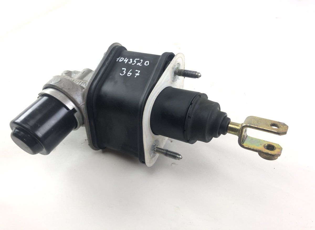 0204021687 0204024105 0204251302 Brake Master Cylinder MERCEDES-BENZ SL-CLASS (R230) (2001-2012)