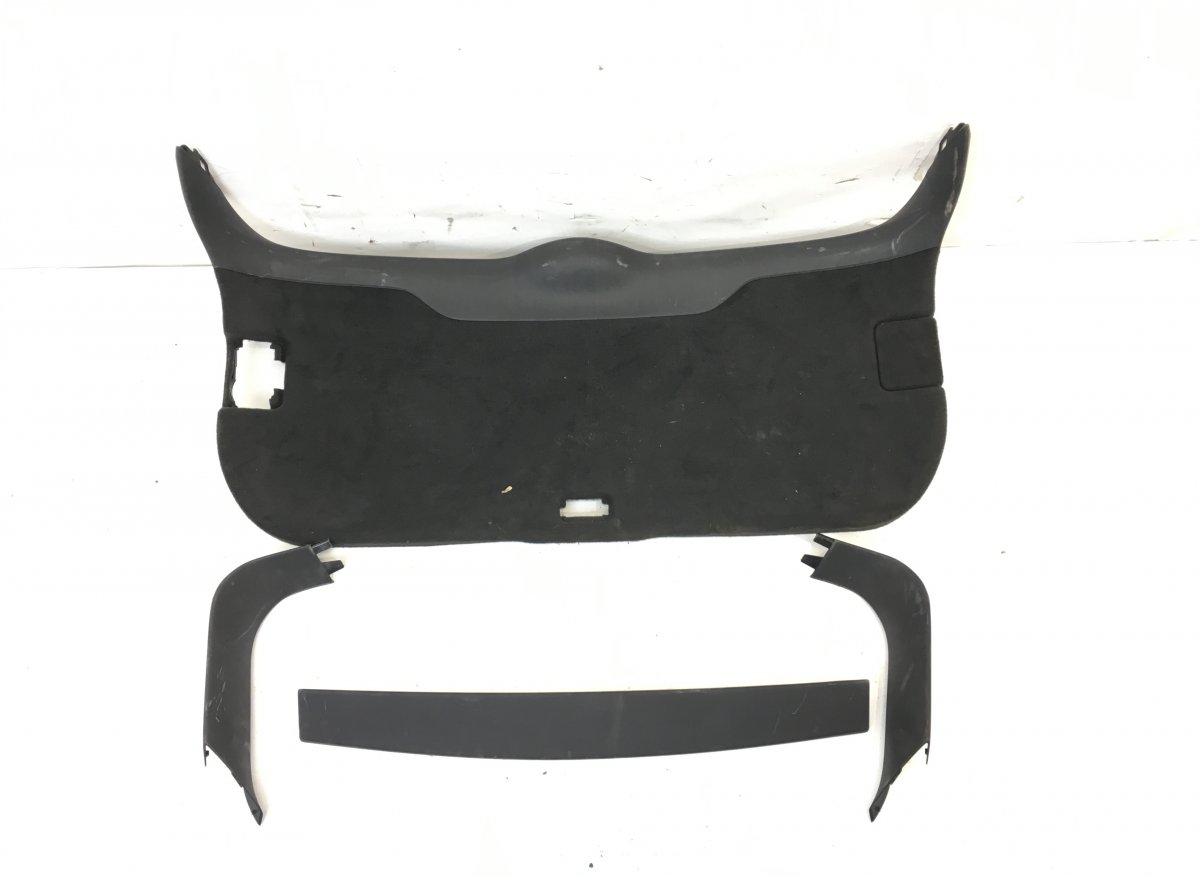 Toyota Avensis (T27) Bootlid / tailgate trim panel 6775005080 Bootlid / tailgate trim panel TOYOTA...