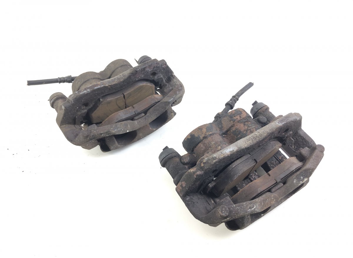 Mercedes-Benz V / Vito / EQV (W447) Brake caliper Front left A4474200883 A4474200983 Brake caliper Front  le...