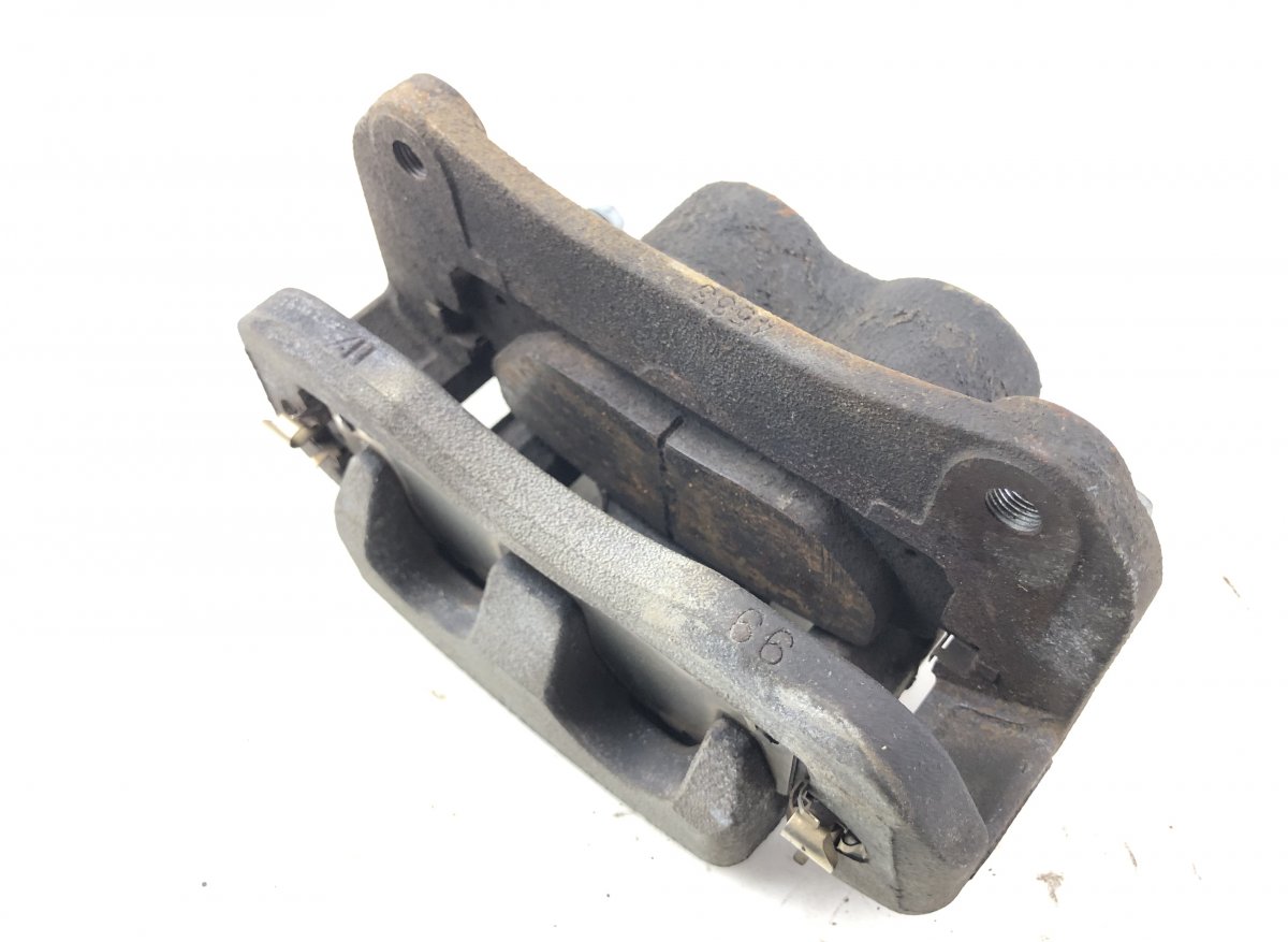 Lexus ES Brake caliper Front right 4773048150 Brake caliper Front  right LEXUS ES ...