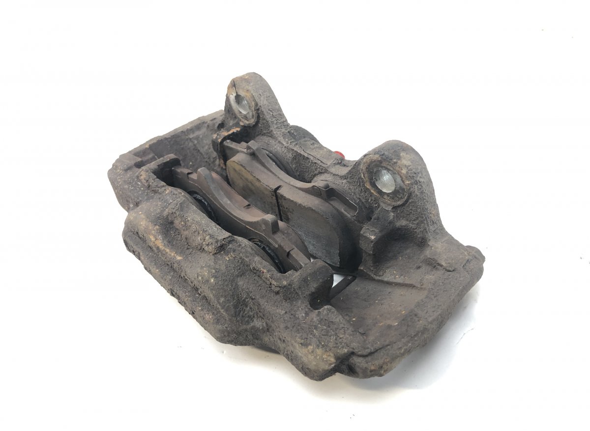 Toyota Hilux Brake caliper Front right 477300K350 Brake caliper Front  right TOYOTA HI...