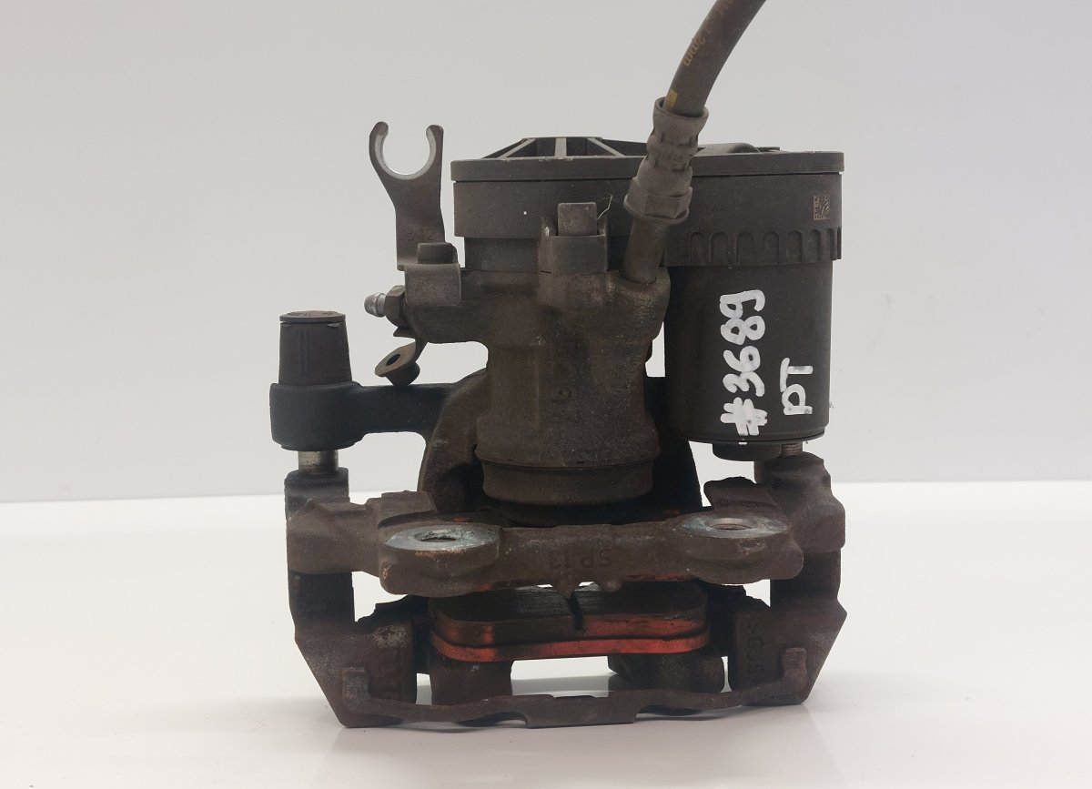 Brake caliper rear right Brand/Model: MINI CLUBMAN
Year: 2019
Engine: 19...